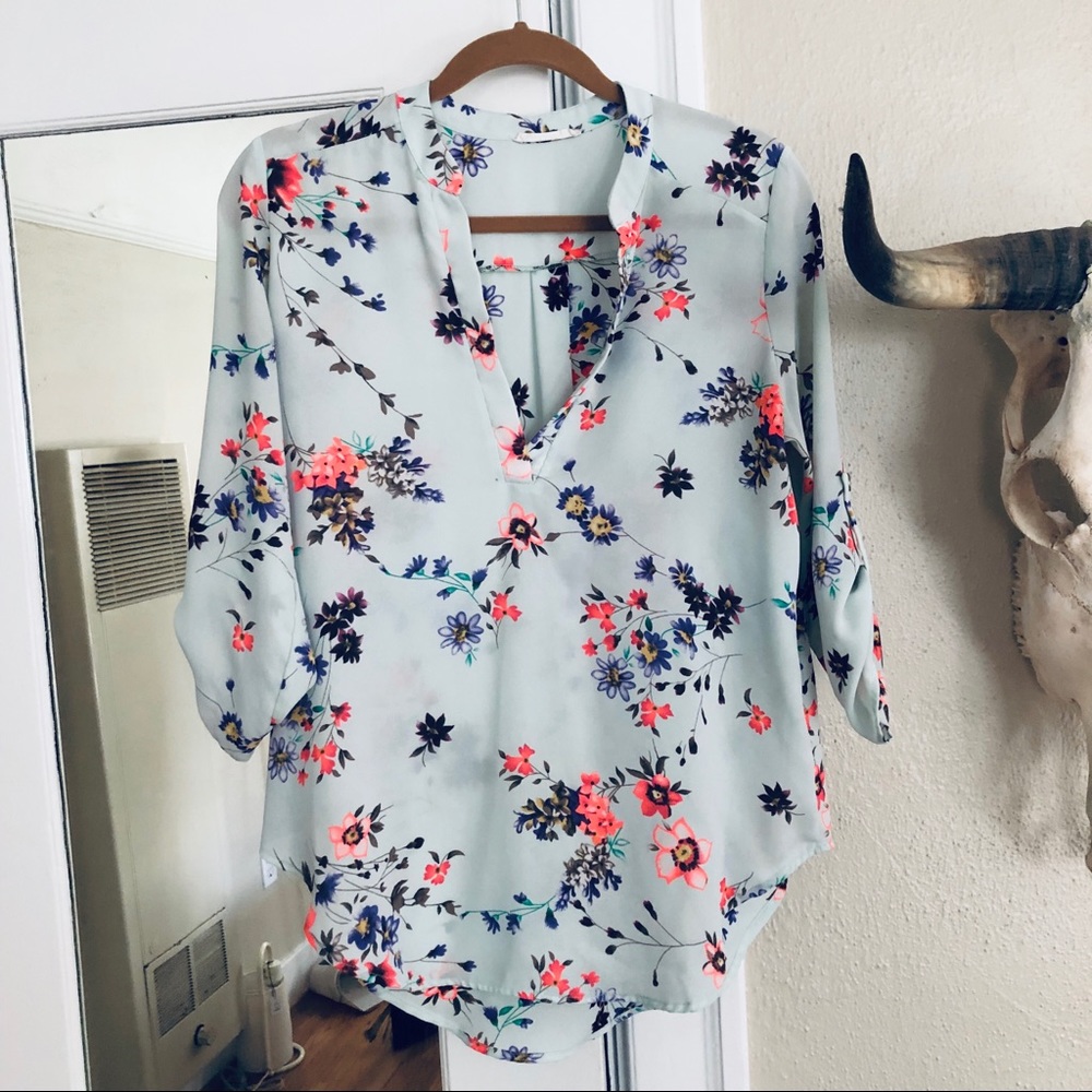 Floral Spring Blouse ❤️